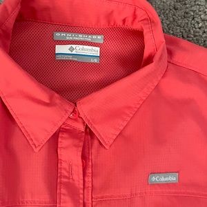 💖Columbia omnishade button up blouse - women’s L
